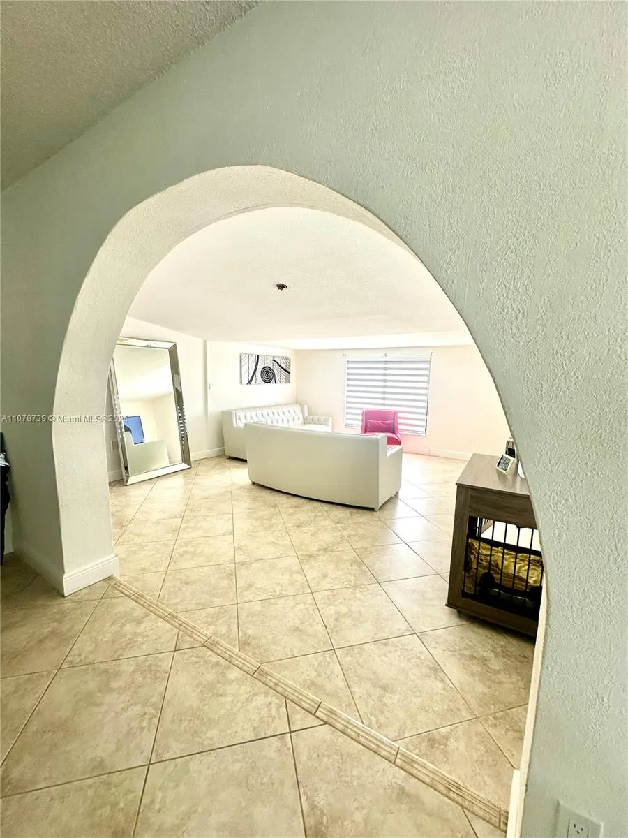 11401 SW 53rd Ter, #11401
