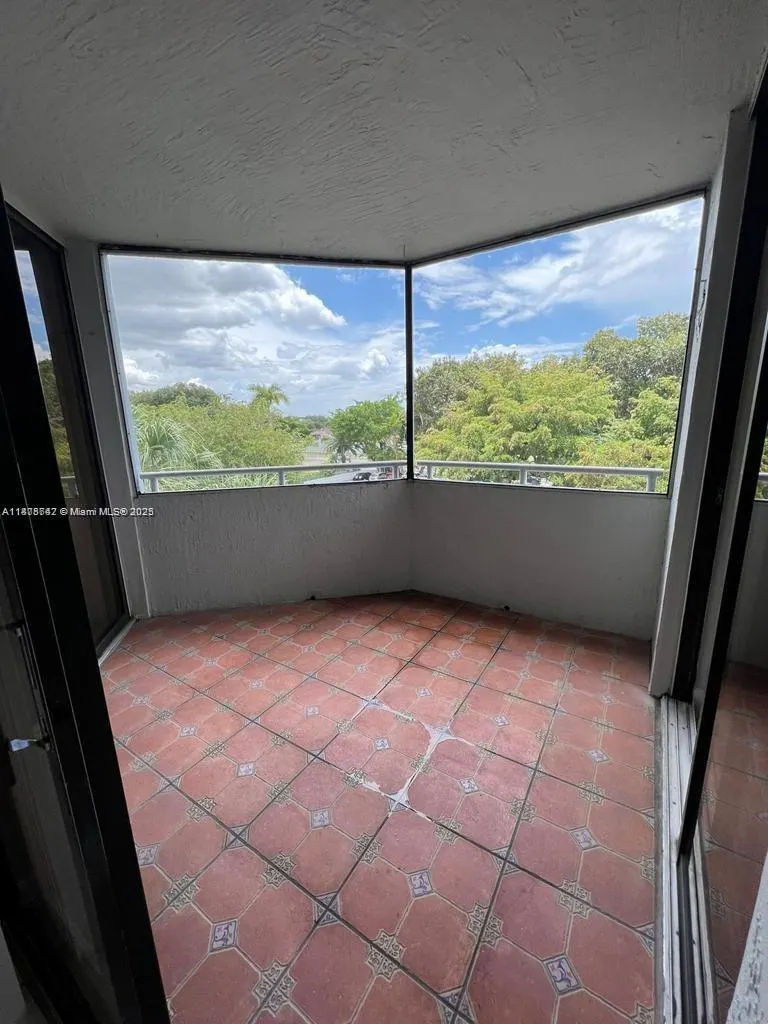 8205 SW 152nd Ave, #F-415