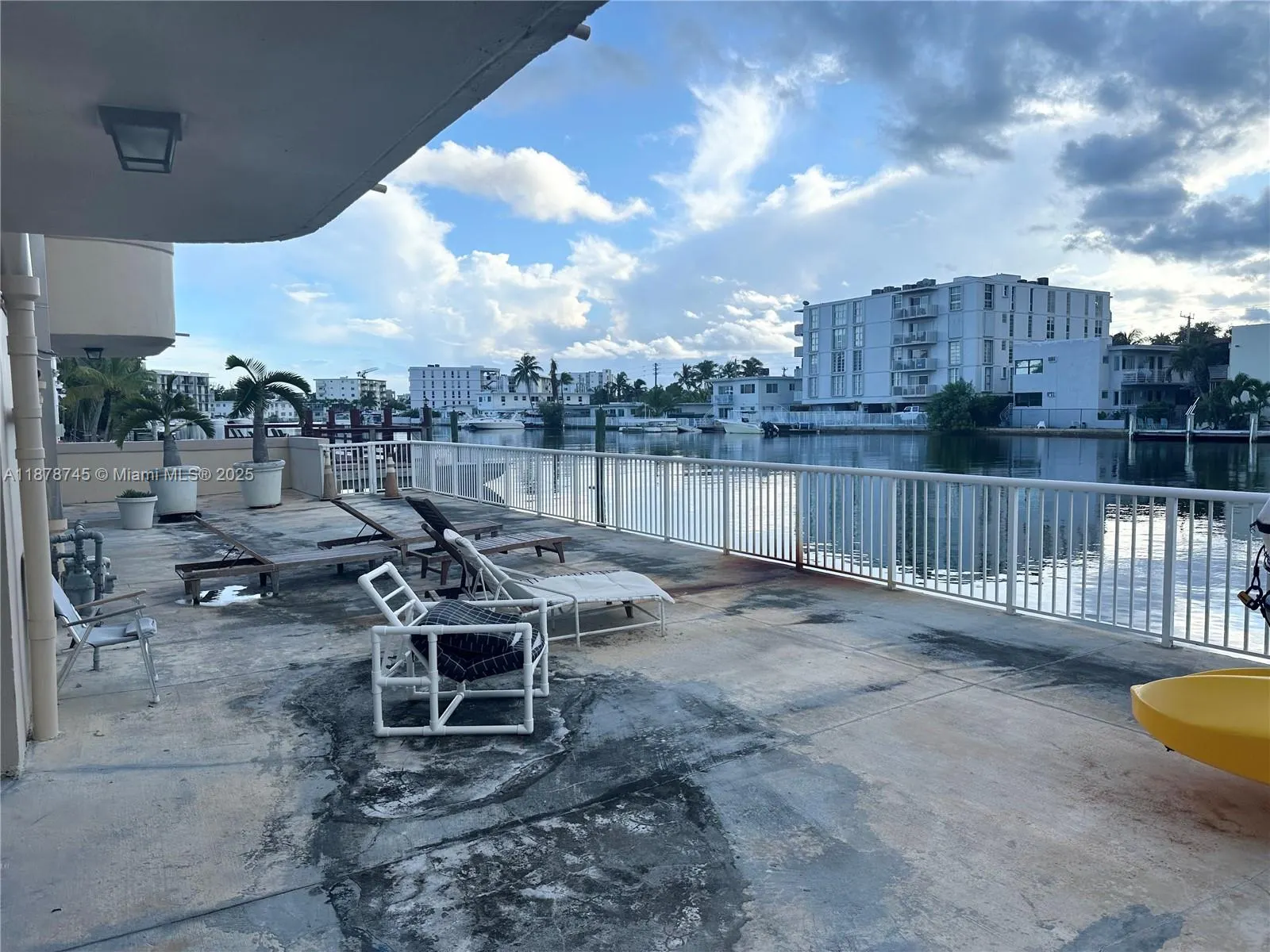 8400 Byron Ave, #2D