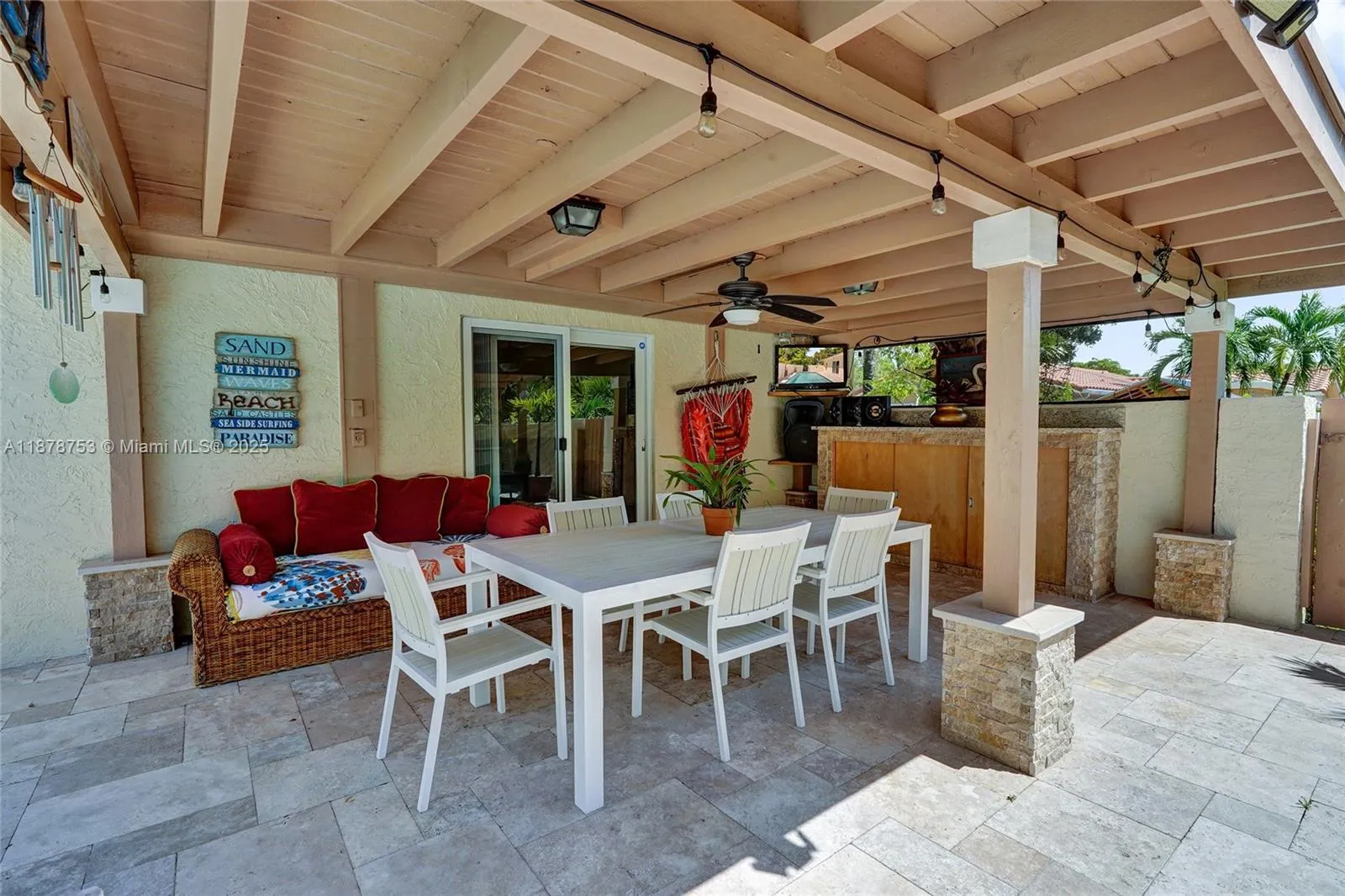 9060 NW 32nd St