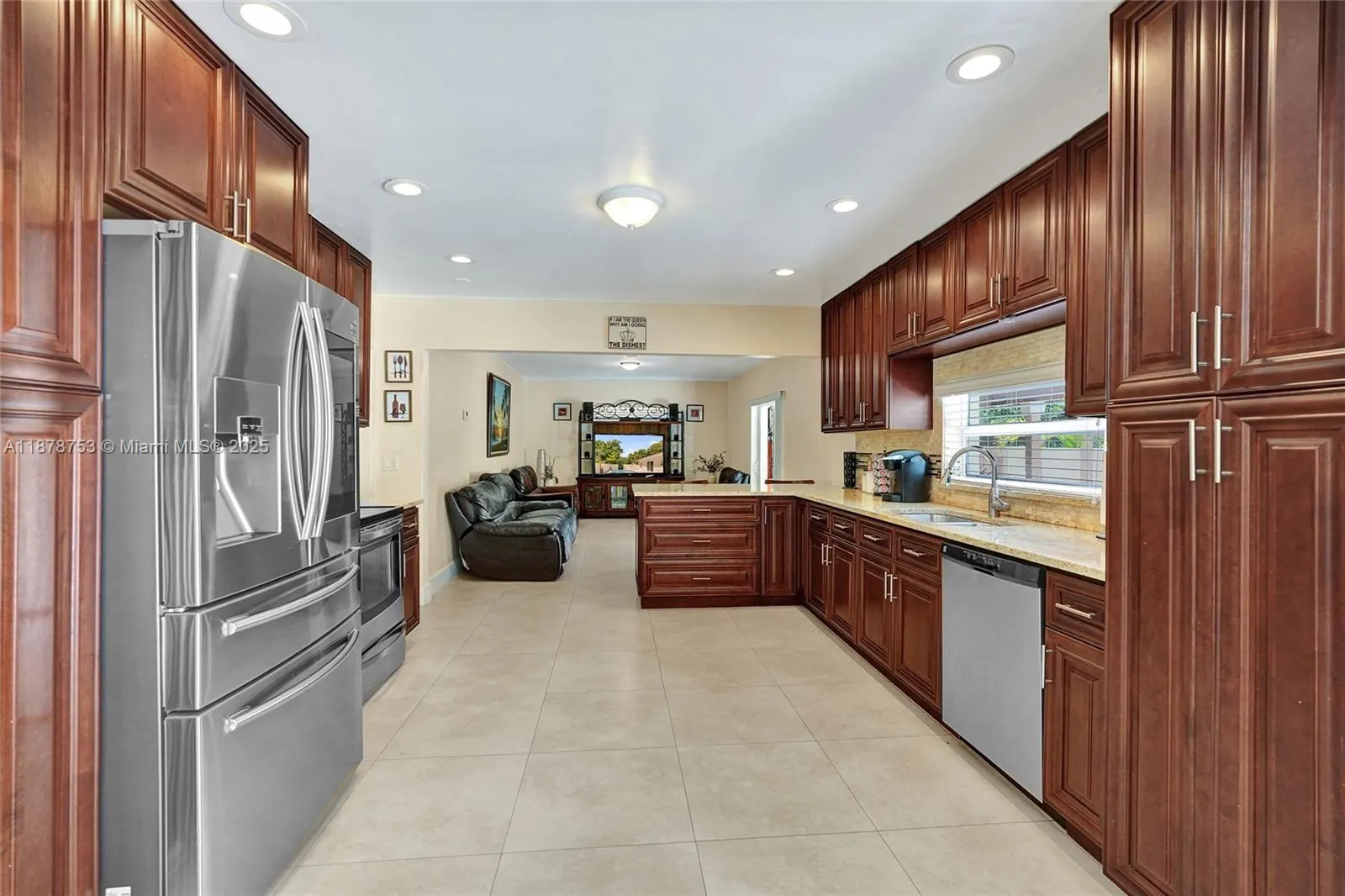 9060 NW 32nd St