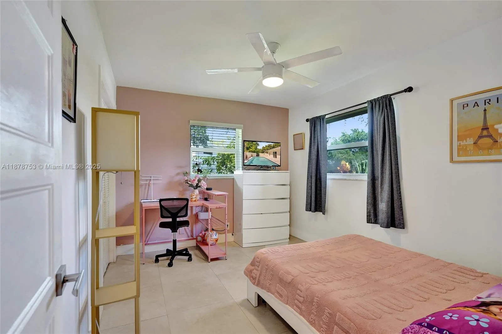 9060 NW 32nd St