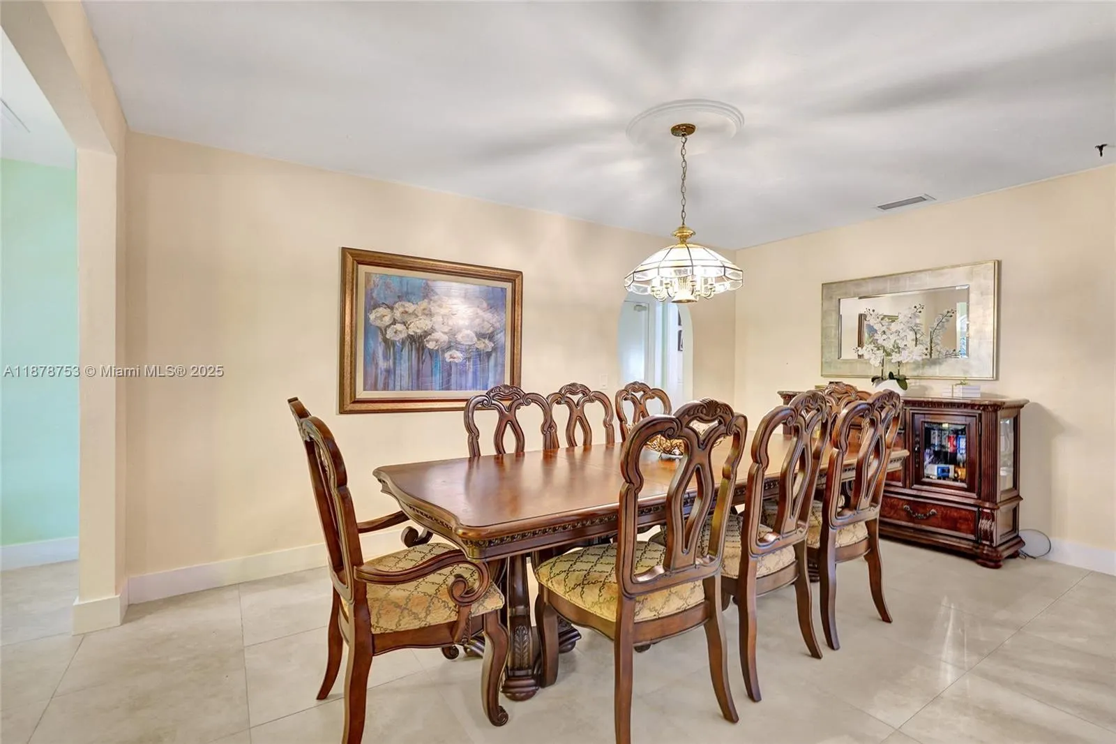 9060 NW 32nd St