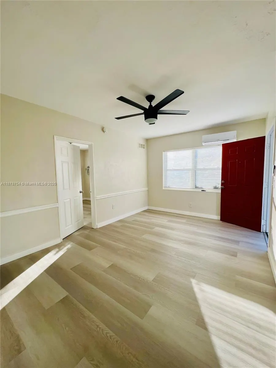 150 NE 59th St