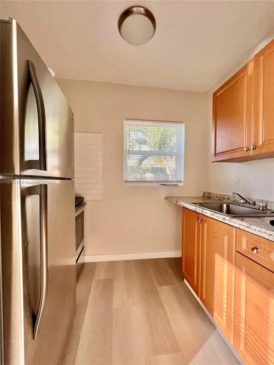 150 NE 59th St
