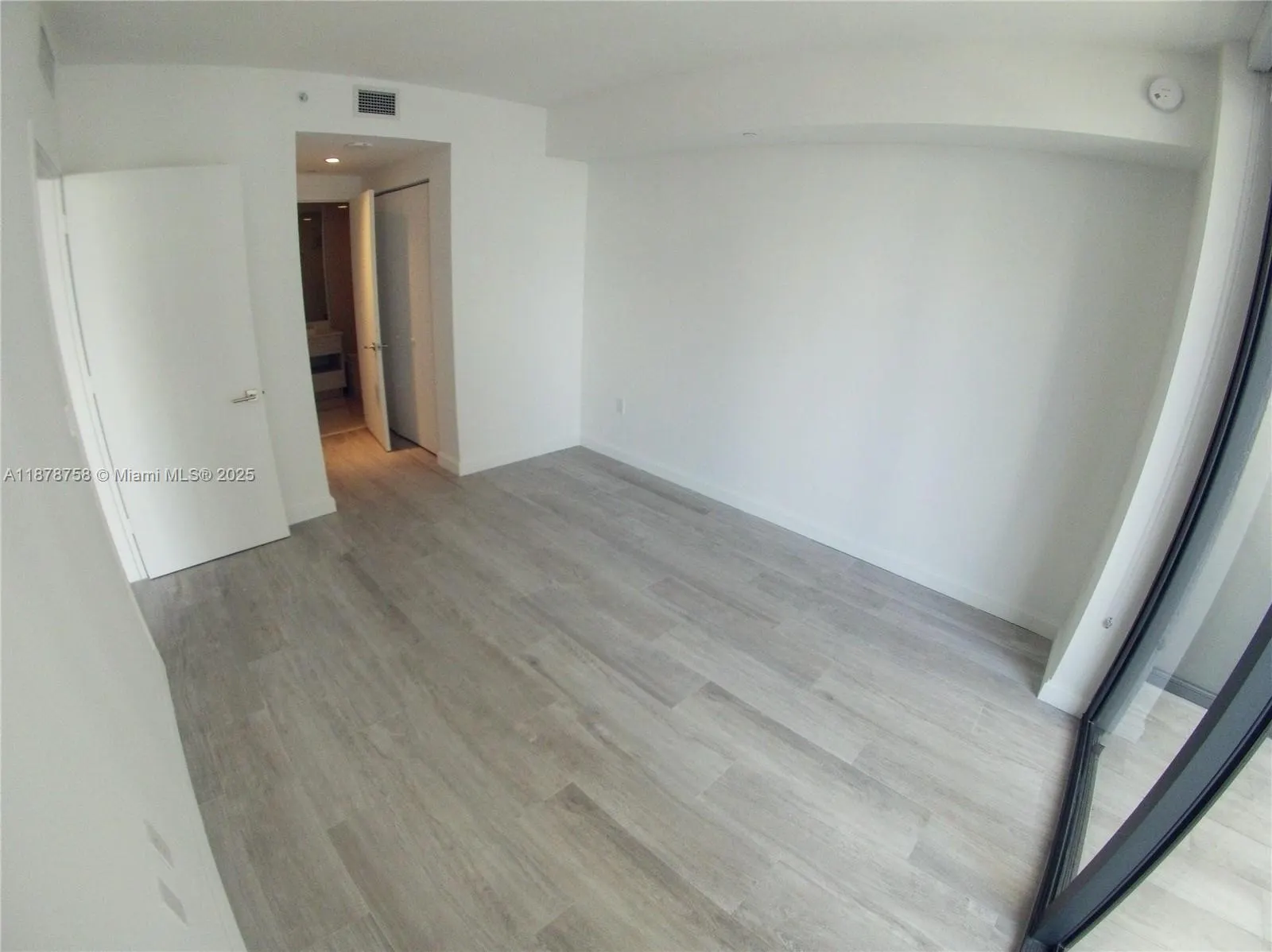 55 SW 9th St, #2810