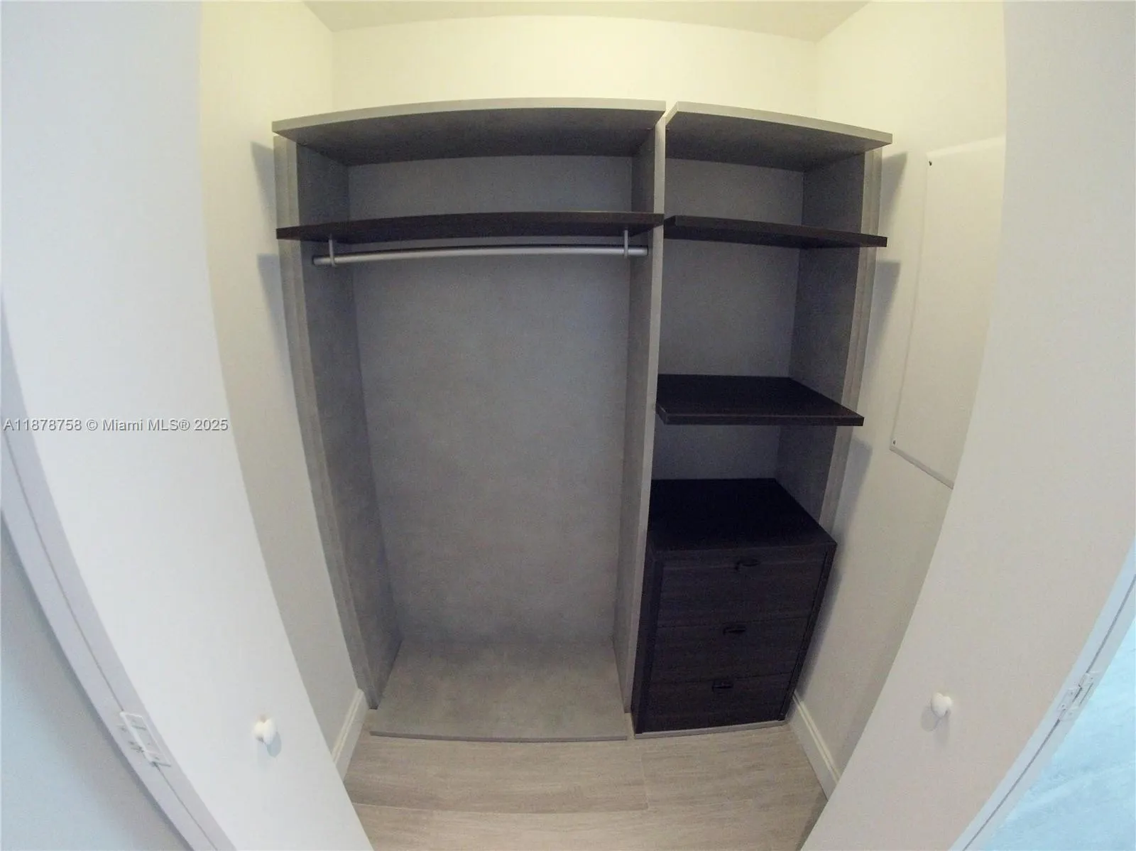 55 SW 9th St, #2810