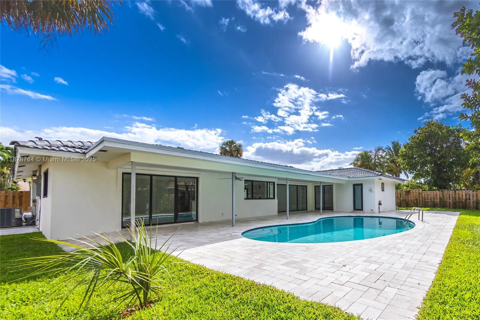 1001 NW 6th Dr