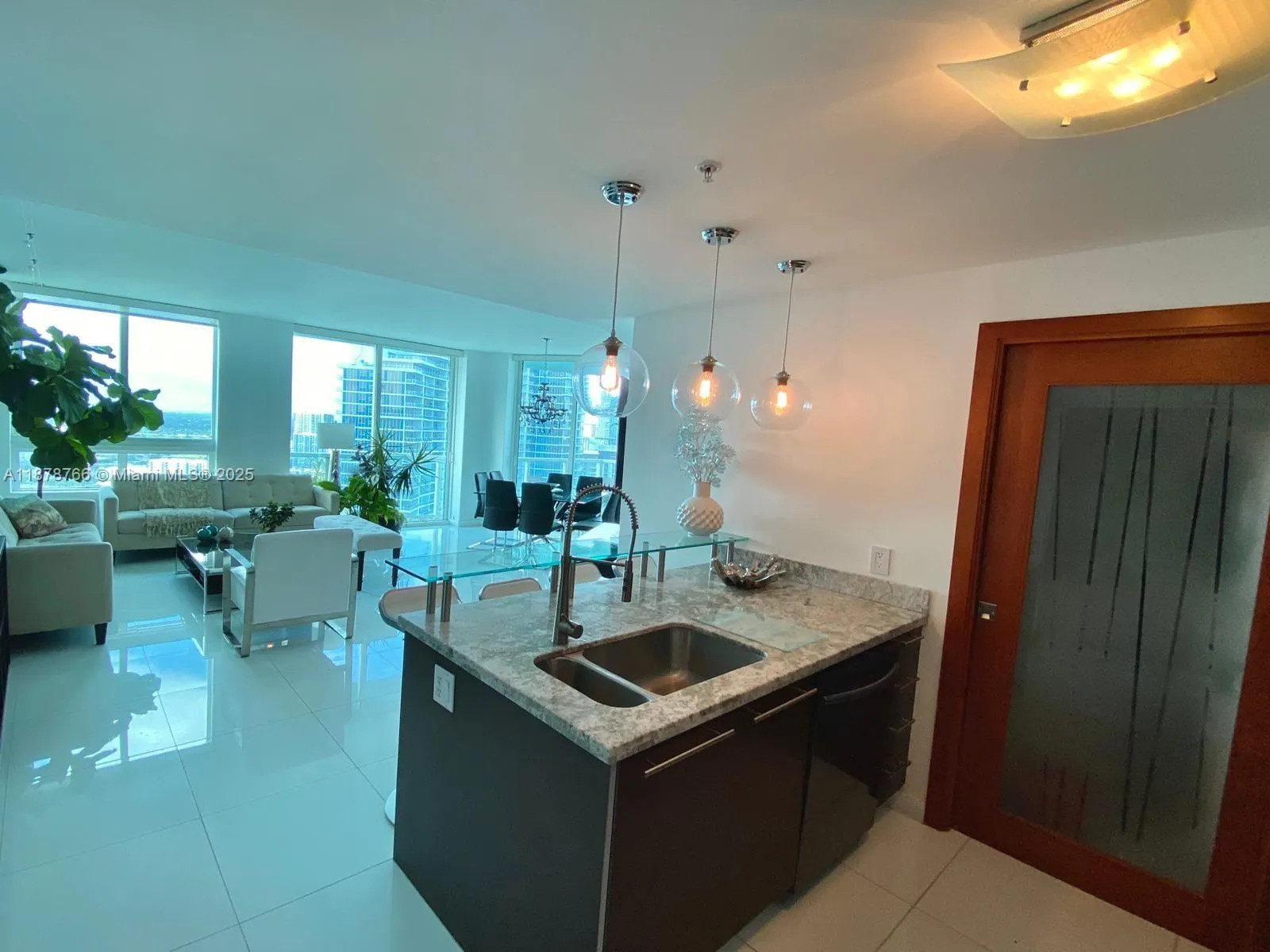 1900 N Bayshore Dr, #3312