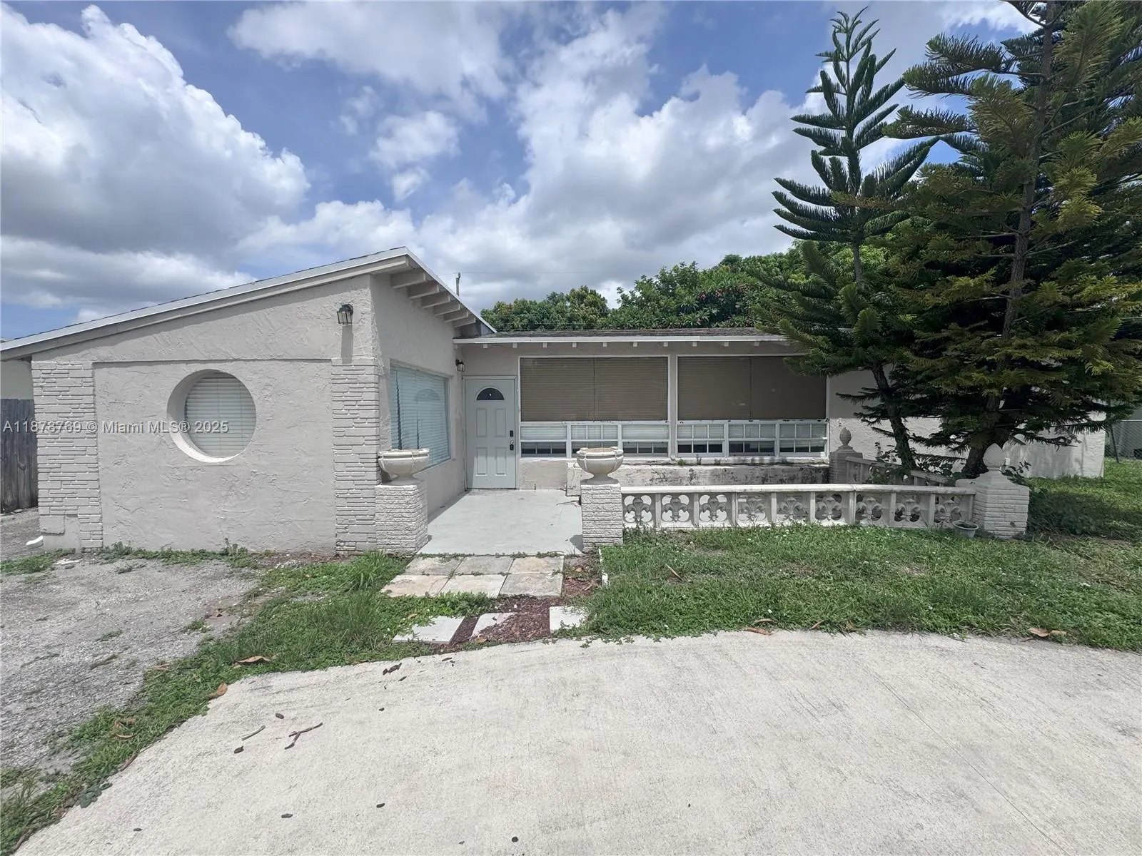 1031 NW 13th St