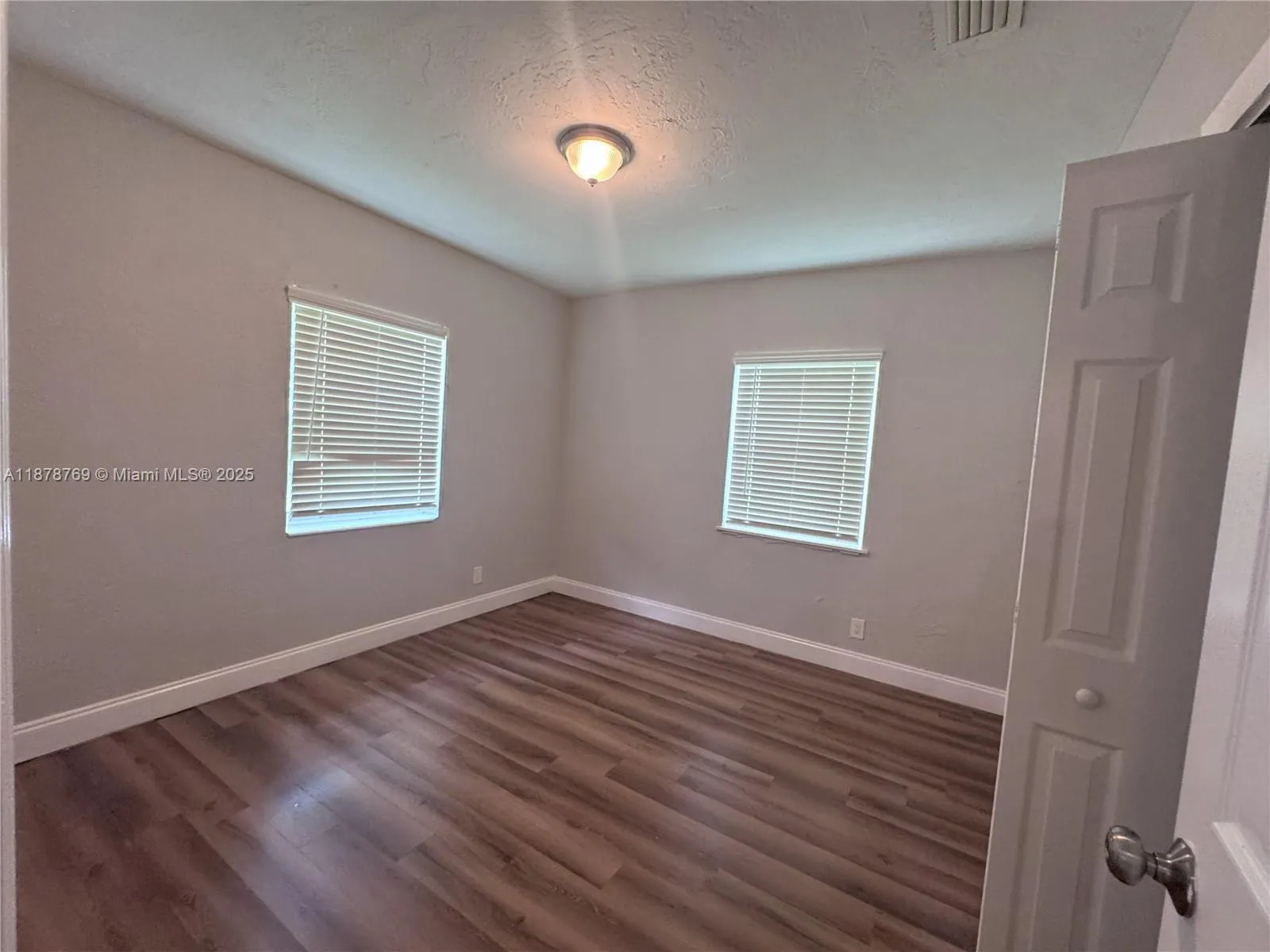 1031 NW 13th St