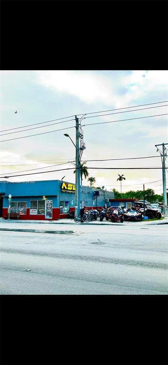 210 SW 22nd Ave