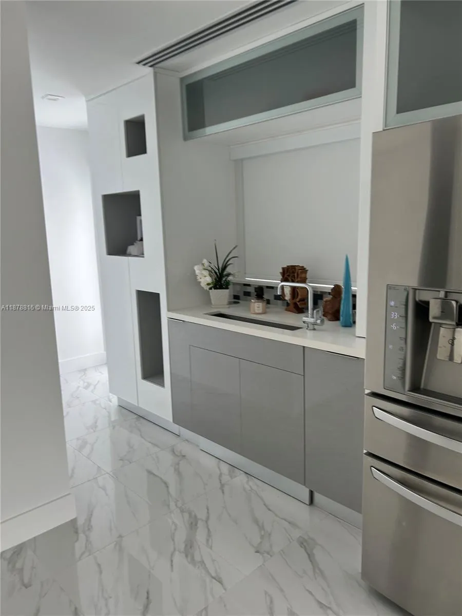 400 SW 47th Ave