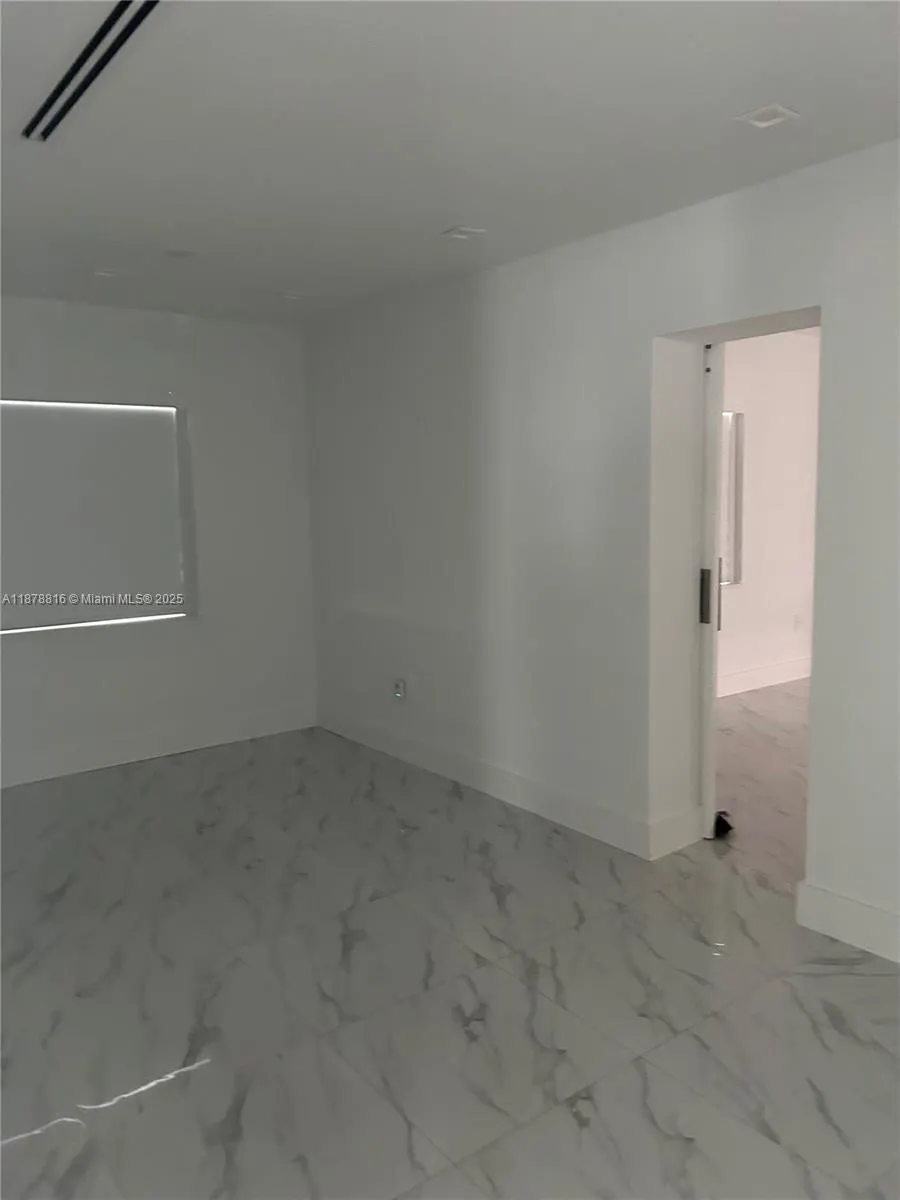 400 SW 47th Ave