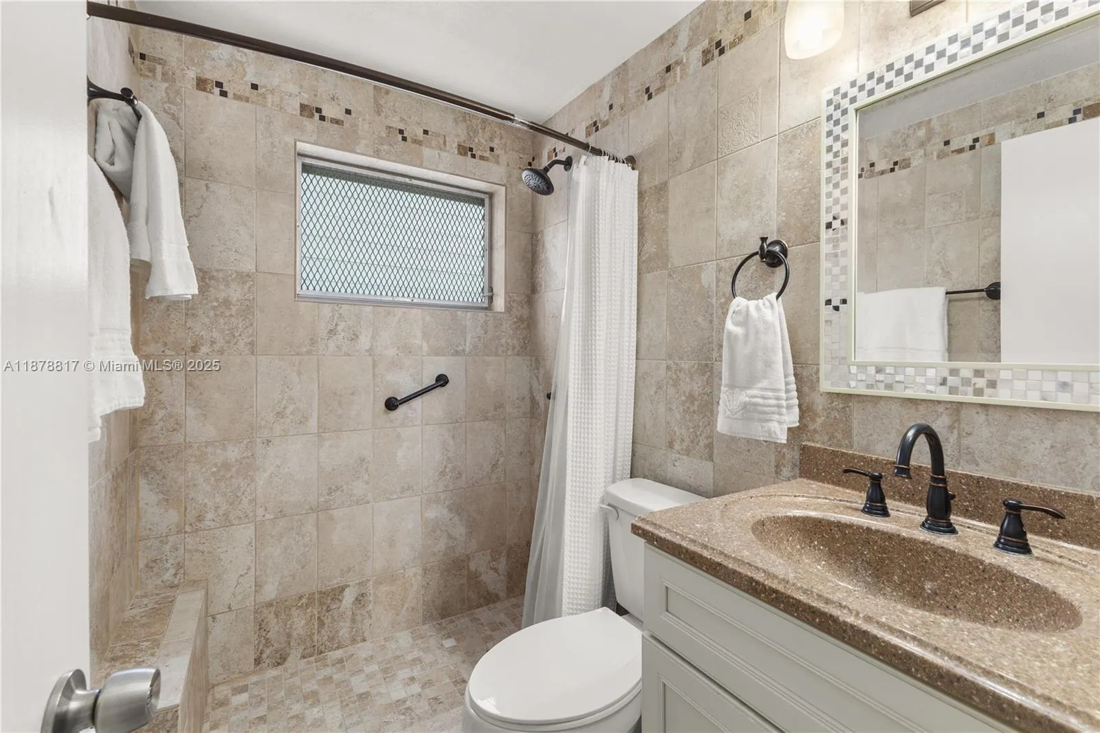 350 Collins Ave, #103