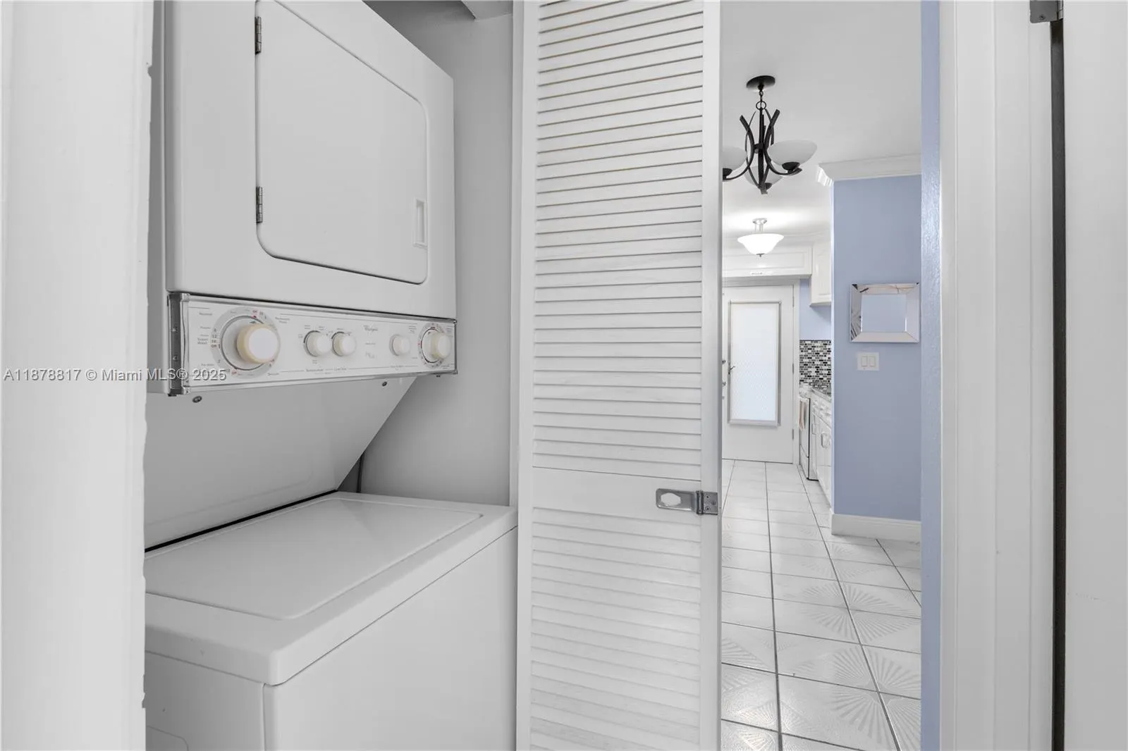350 Collins Ave, #103