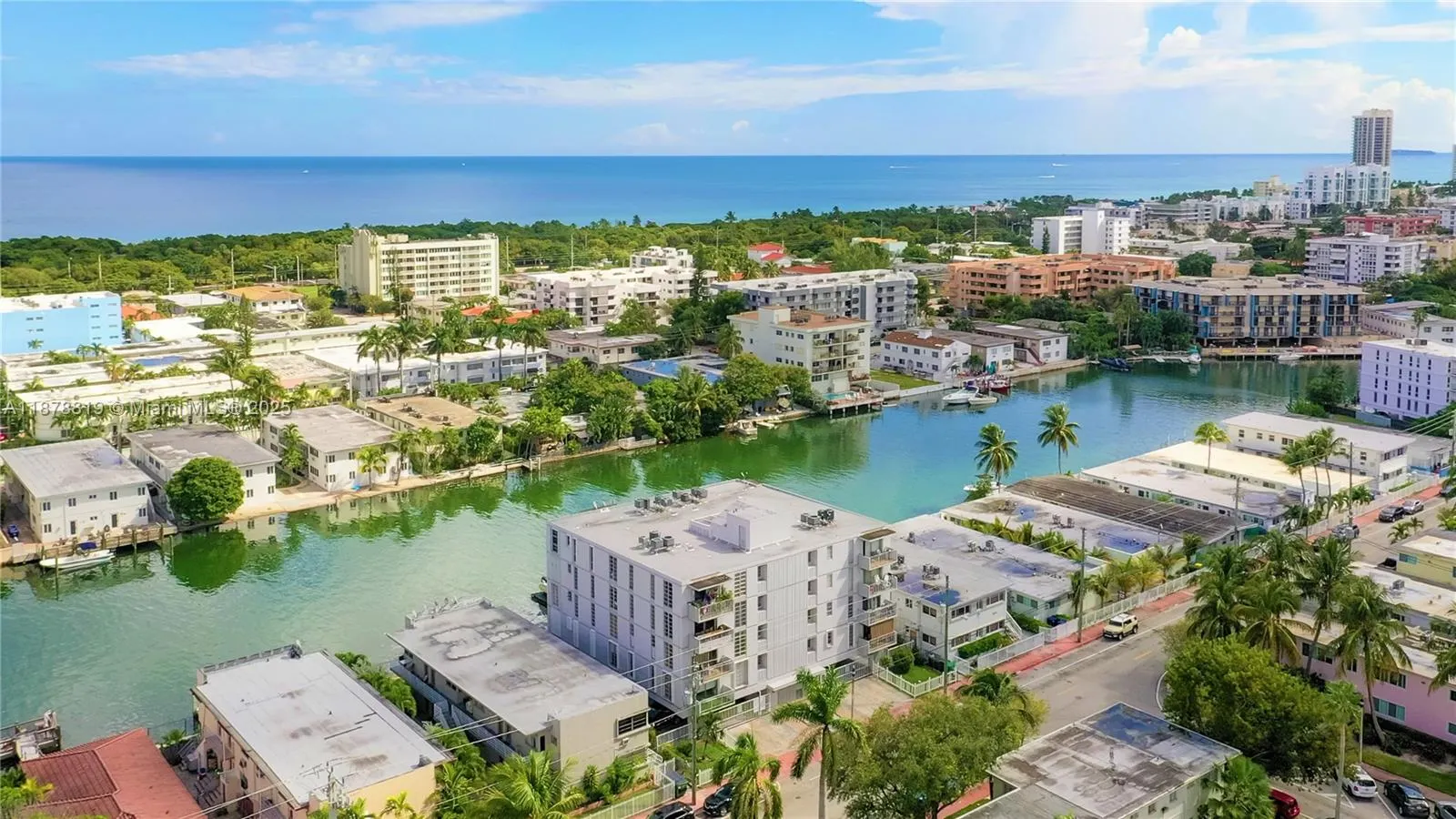 8305 Crespi Blvd, #2D