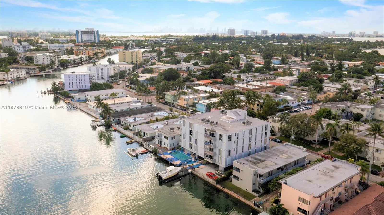 8305 Crespi Blvd, #2D