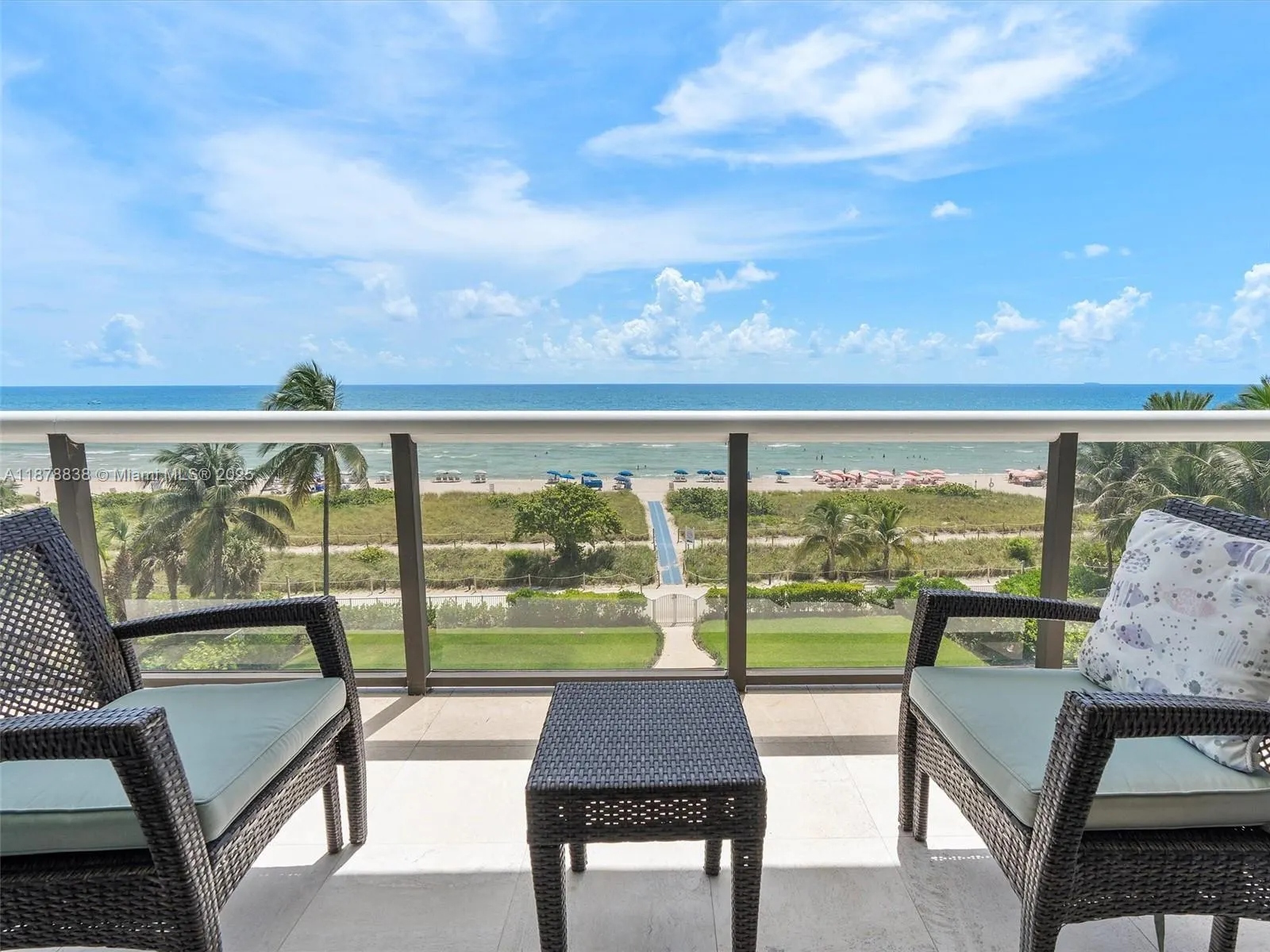 9455 Collins Ave, #608
