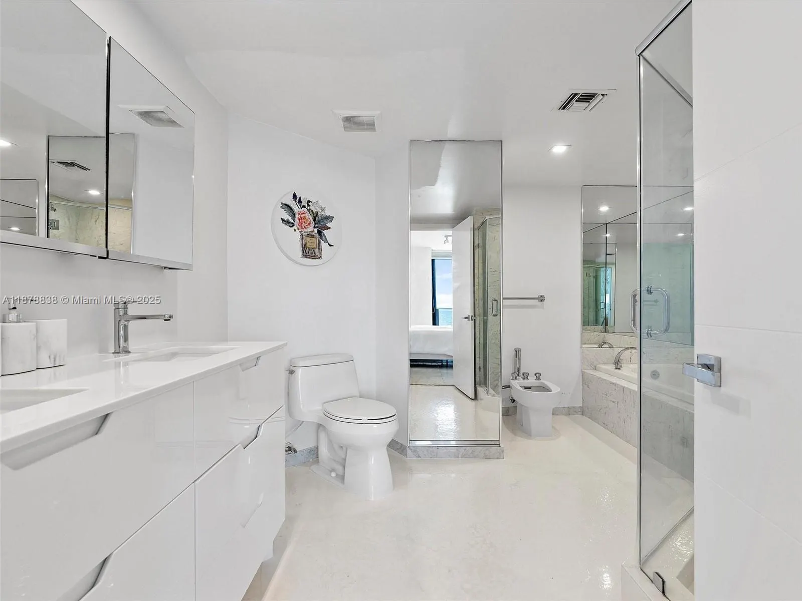 9455 Collins Ave, #608