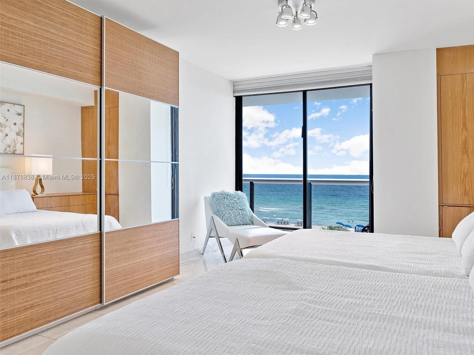 9455 Collins Ave, #608
