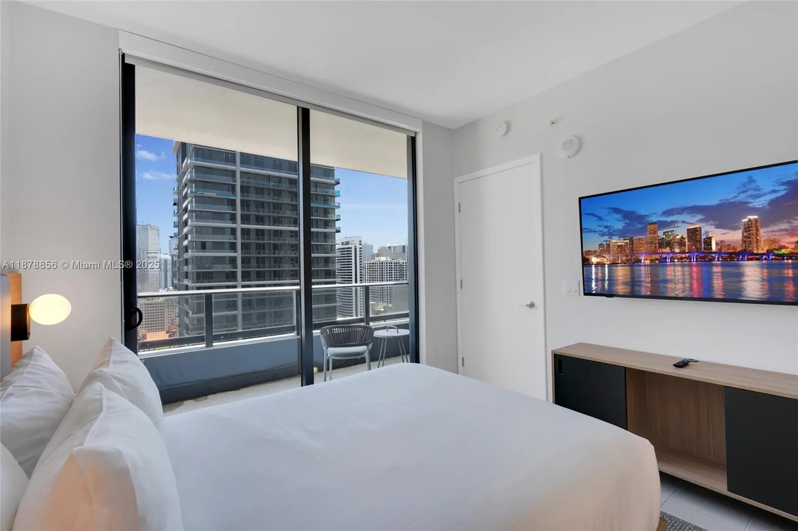 601 NE 1st Ave, #2405