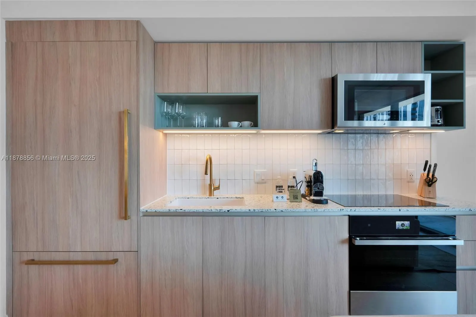 601 NE 1st Ave, #2405