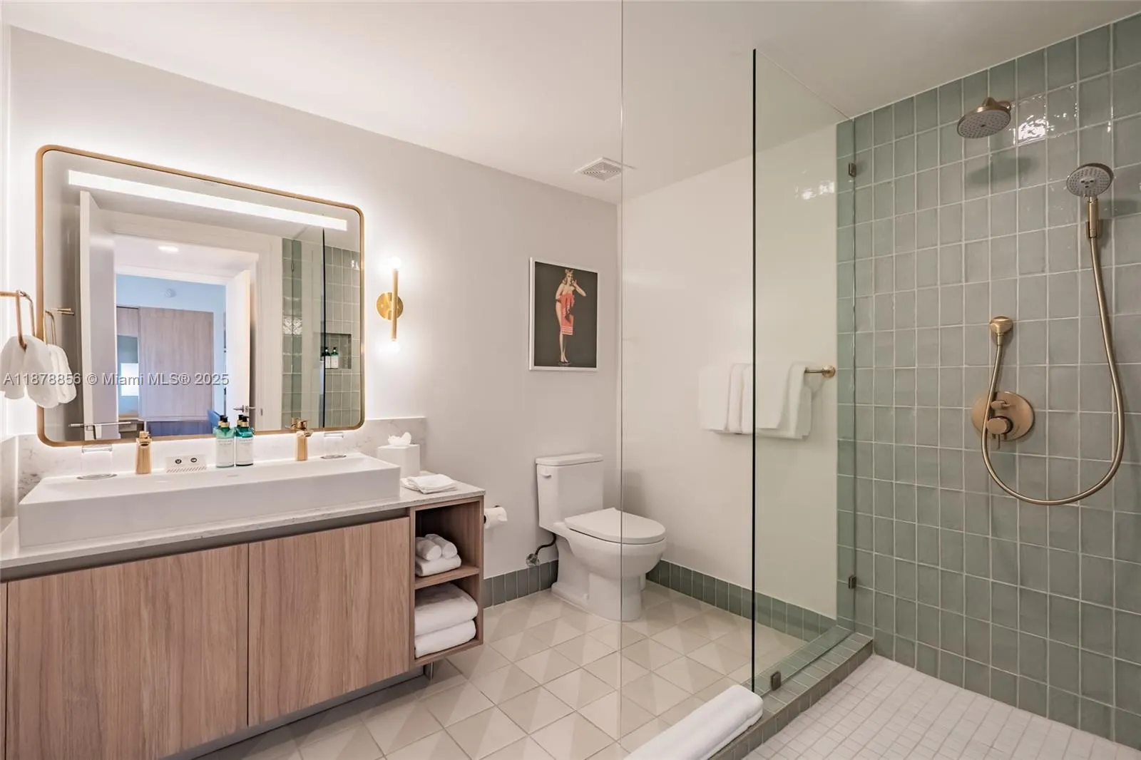 601 NE 1st Ave, #2405