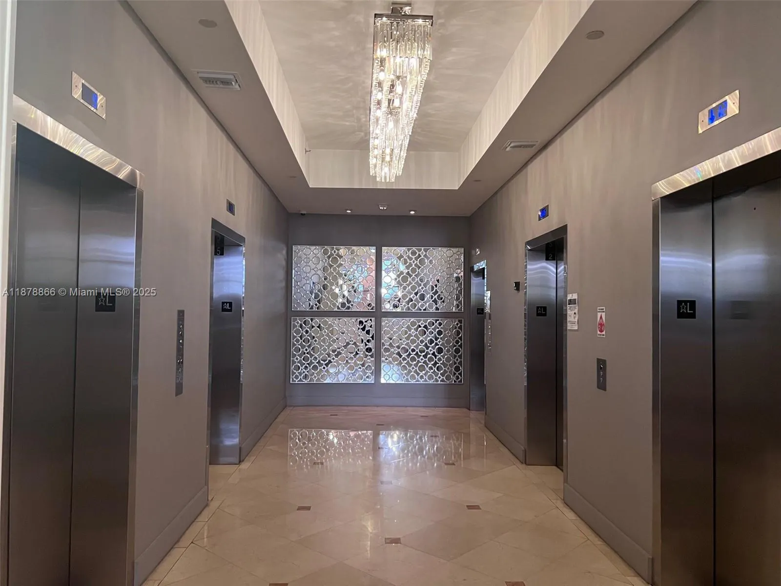 100 Lincoln Rd, #607