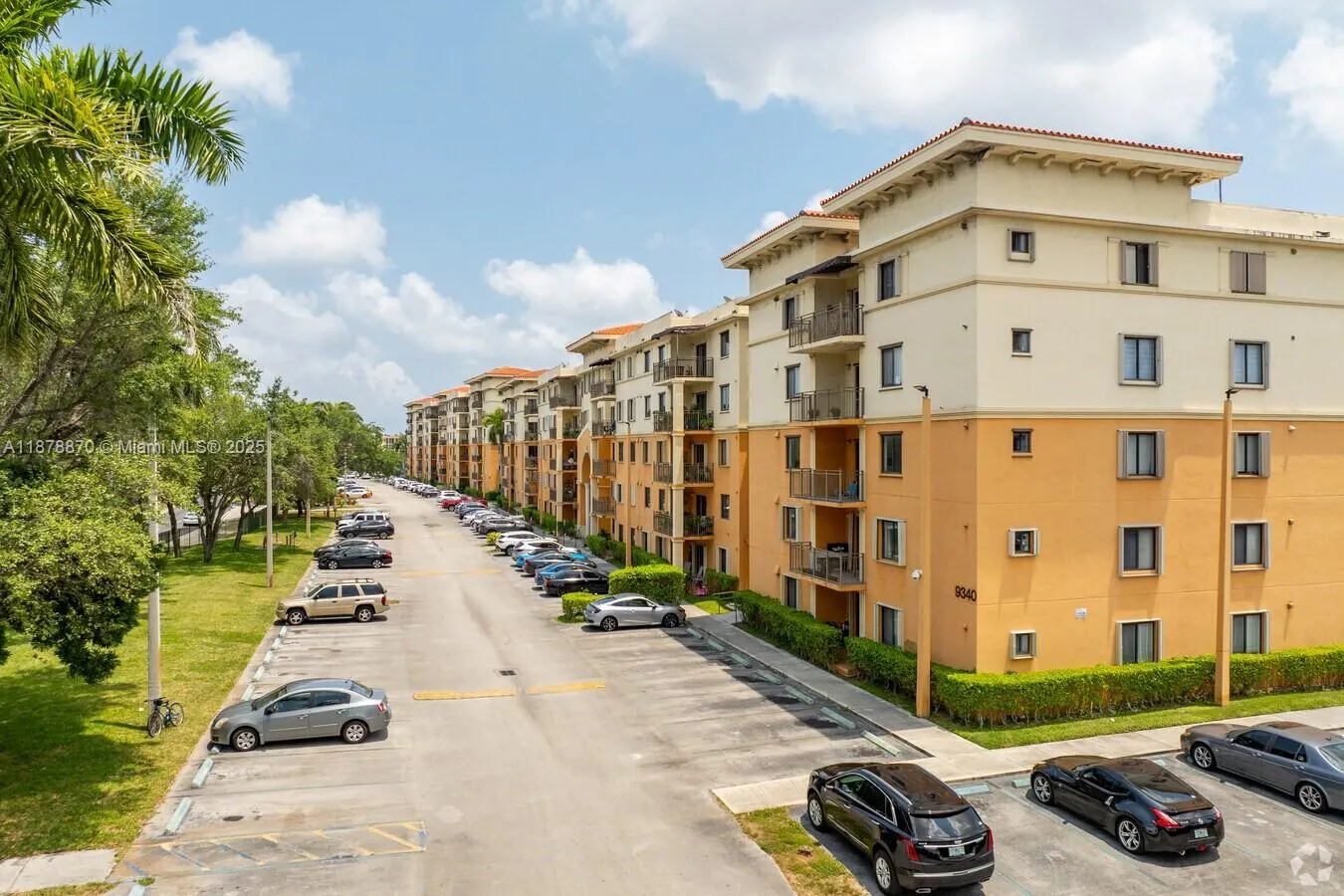 9340 Fontainebleau Blvd, #W206