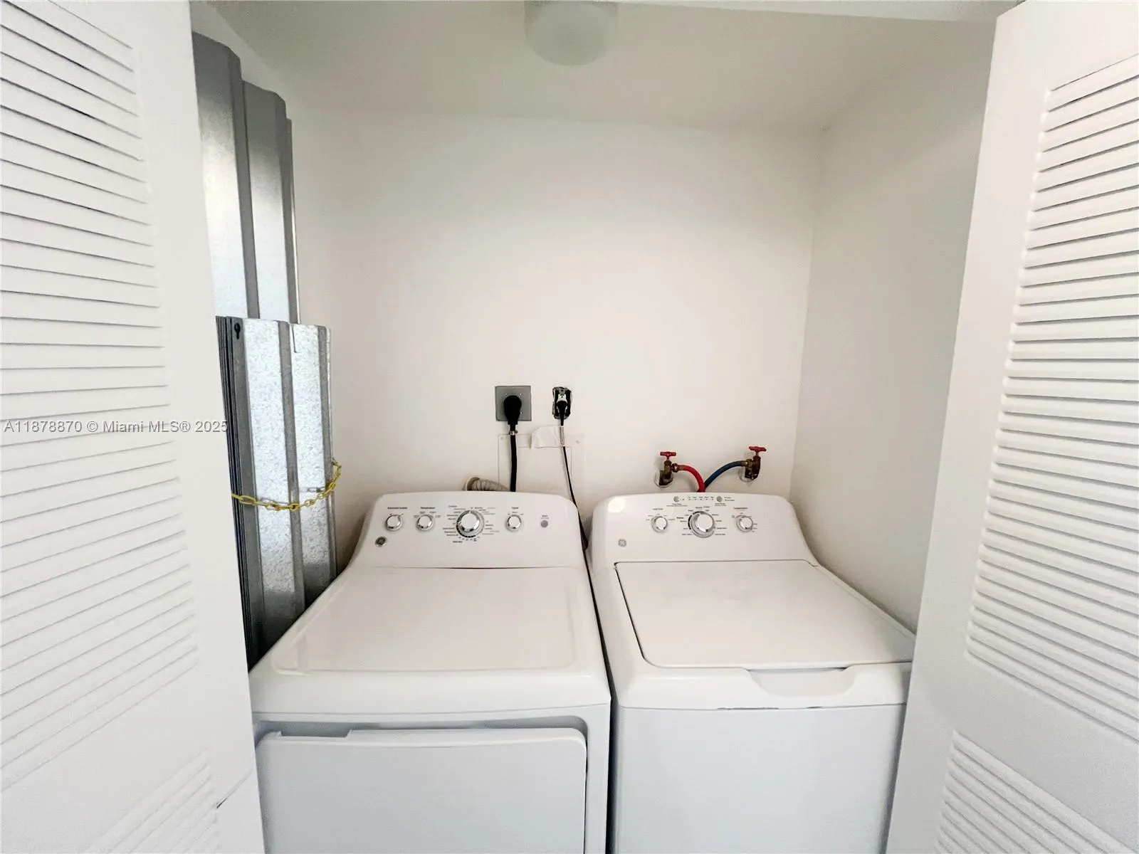 9340 Fontainebleau Blvd, #W206