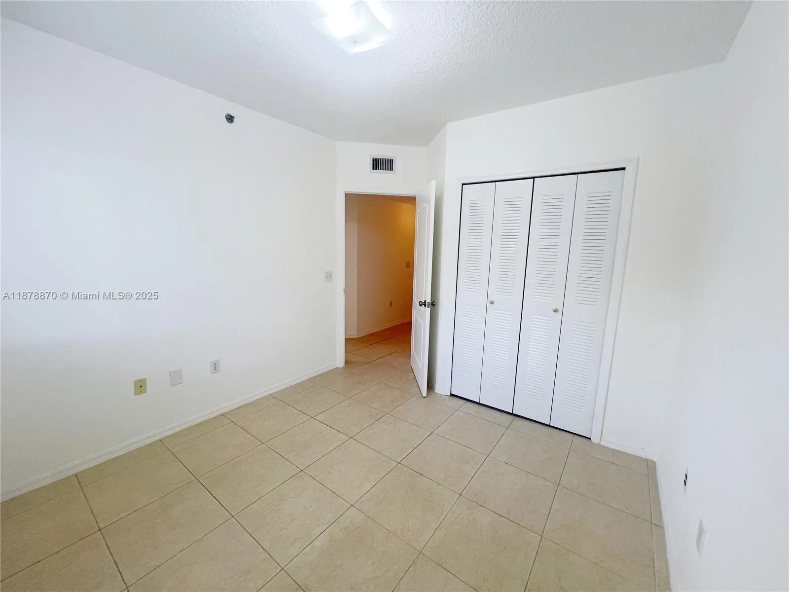 9340 Fontainebleau Blvd, #W206