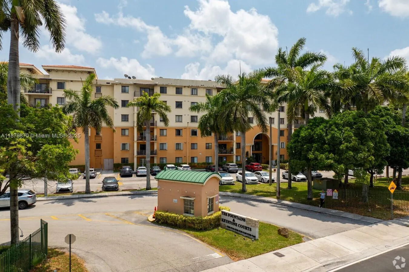 9340 Fontainebleau Blvd, #W206