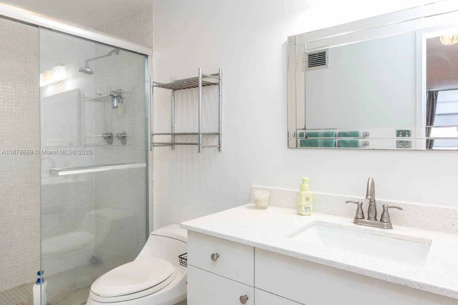 5825 Collins Ave, #2E