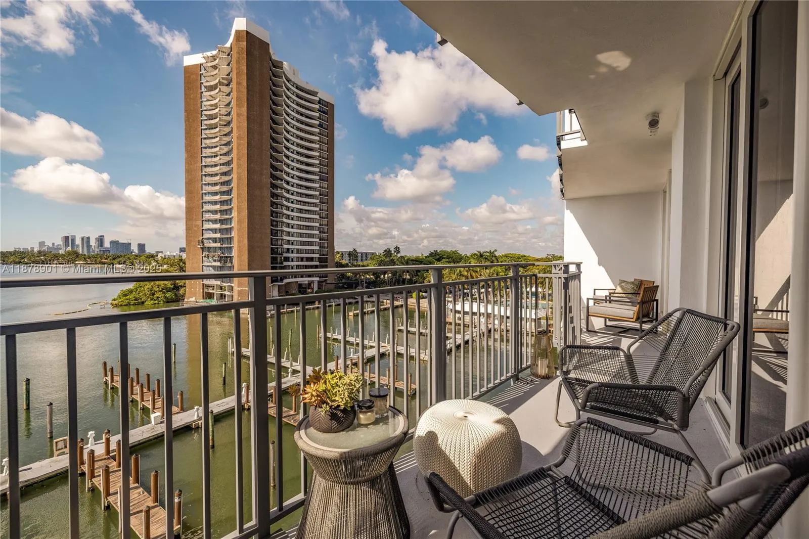 770 NE 69th St, #6H