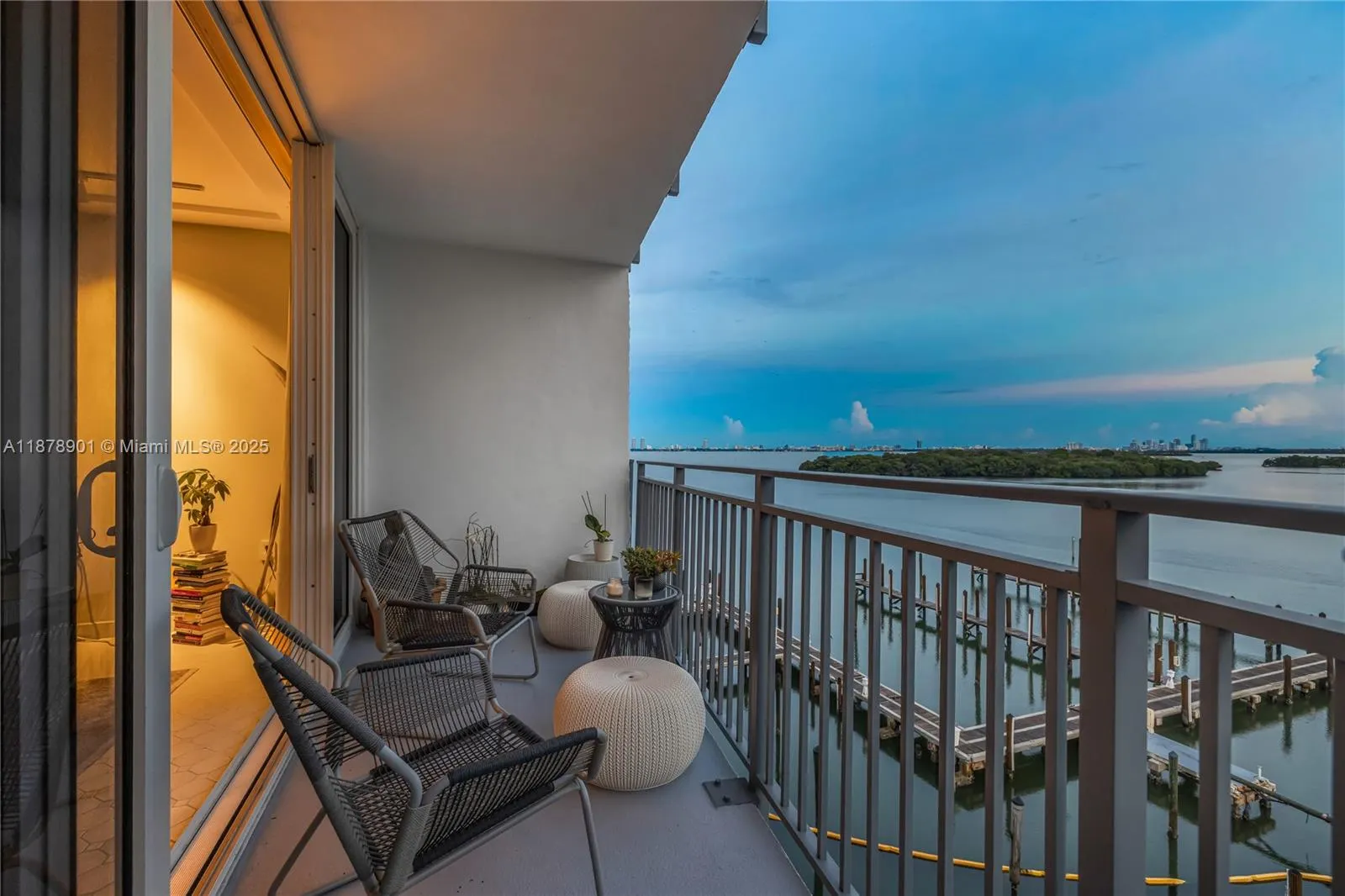 770 NE 69th St, #6H