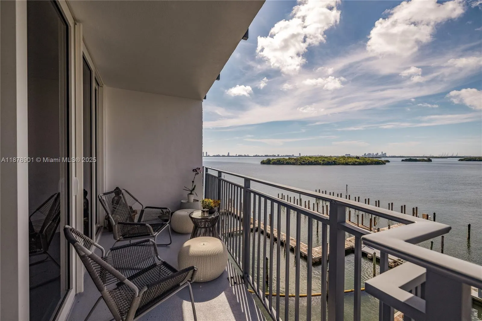 770 NE 69th St, #6H