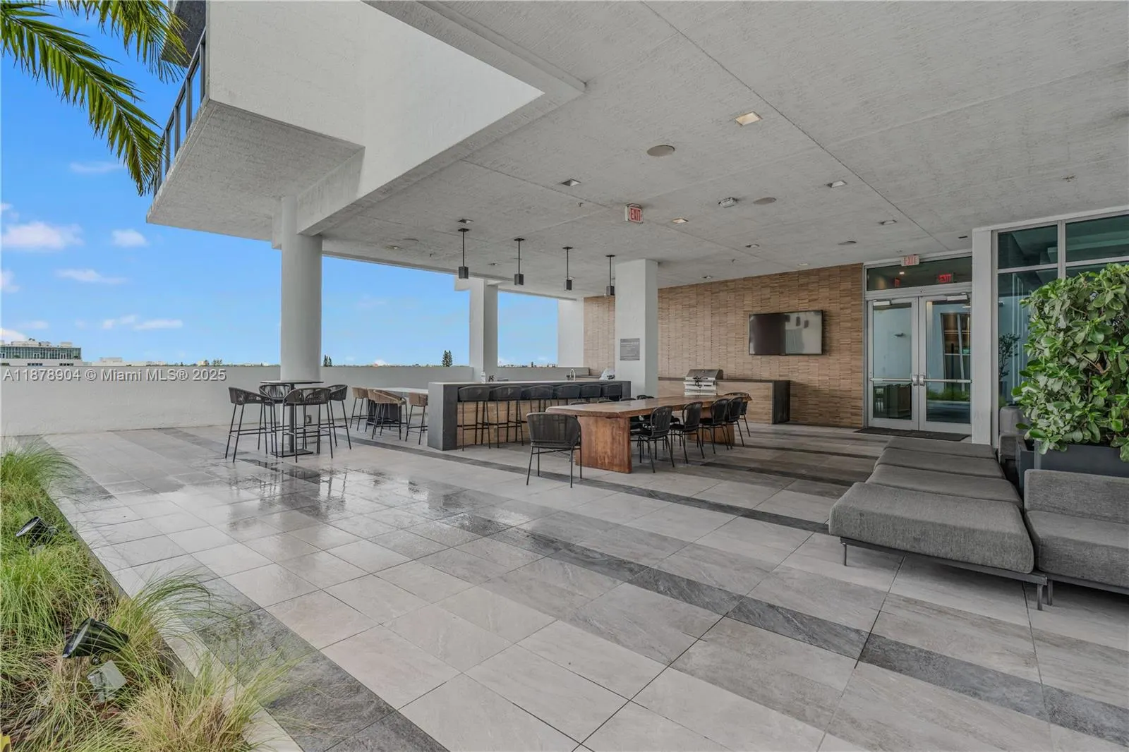 3900 Biscayne Blvd, #S-904