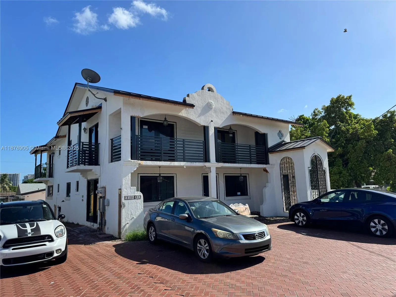 3130 SW 16th St, #2