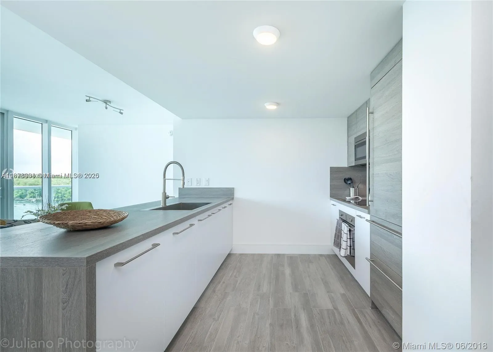 400 Sunny Isles Blvd, #501