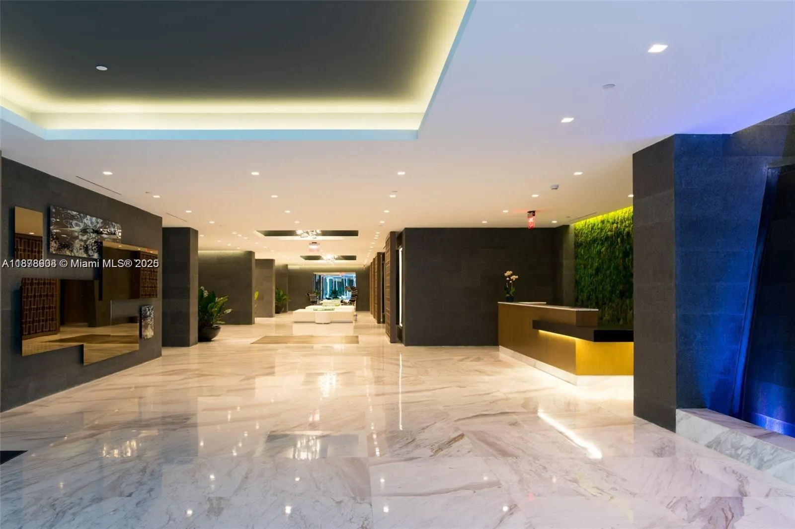 400 Sunny Isles Blvd, #501