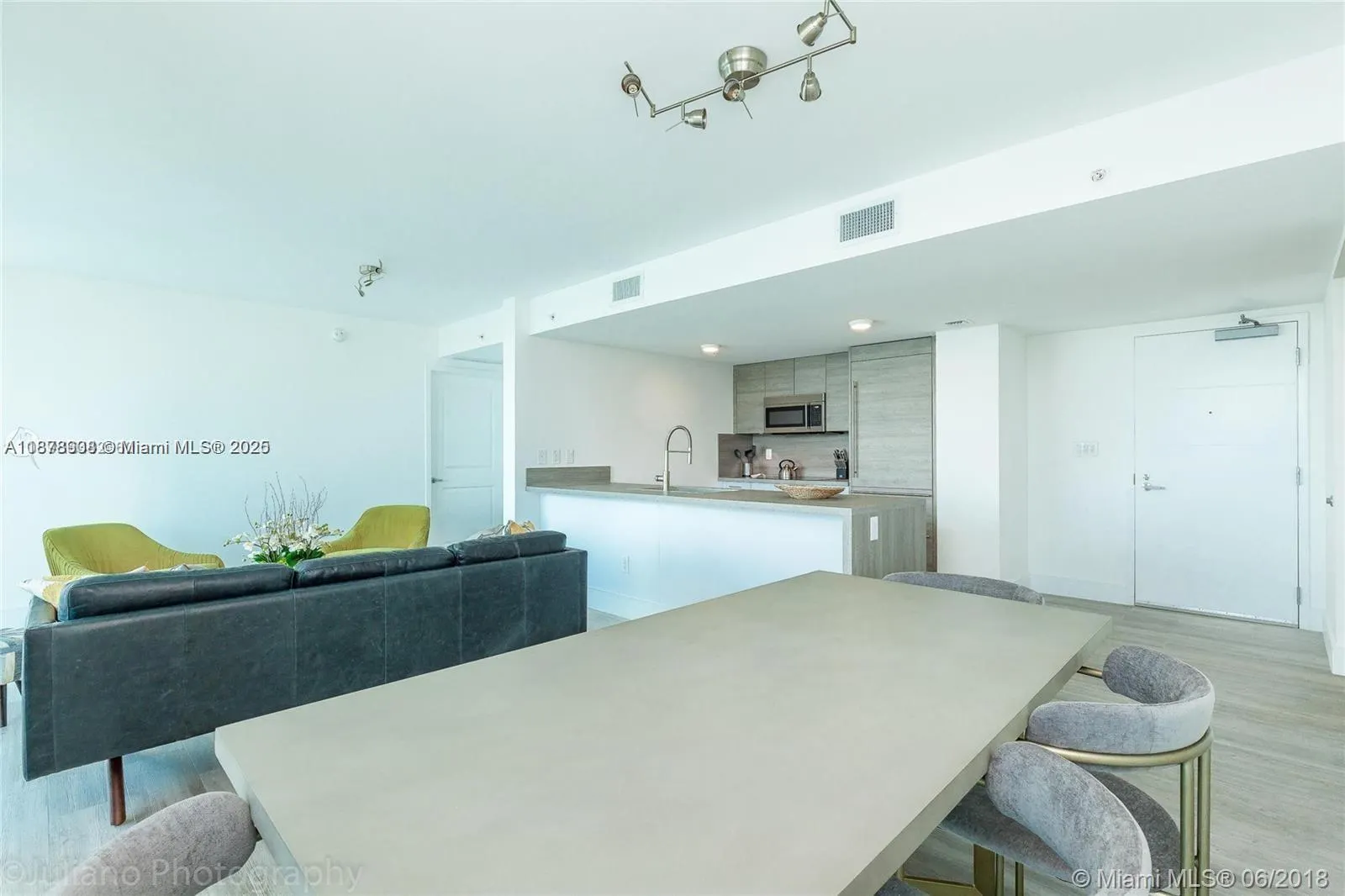 400 Sunny Isles Blvd, #501