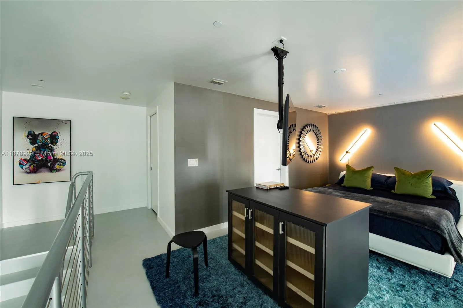 1060 Brickell Ave, #1015