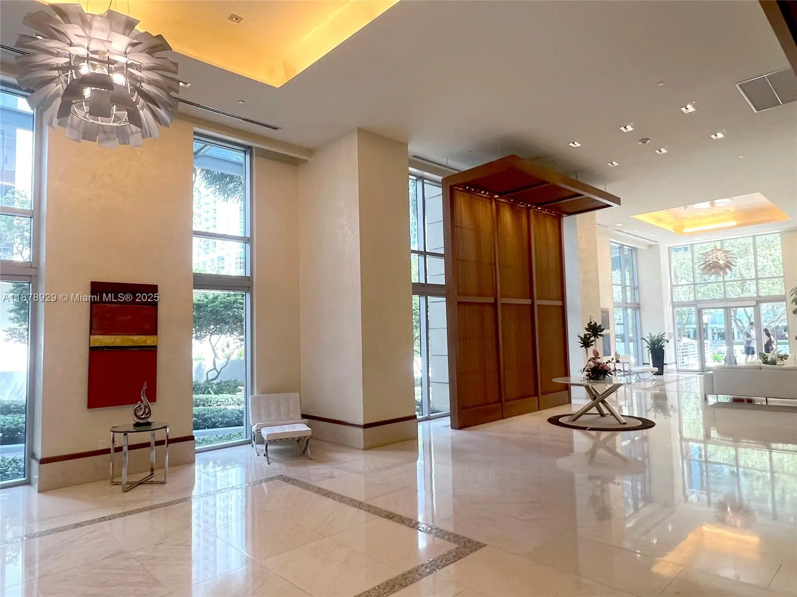 1060 Brickell Ave, #1015