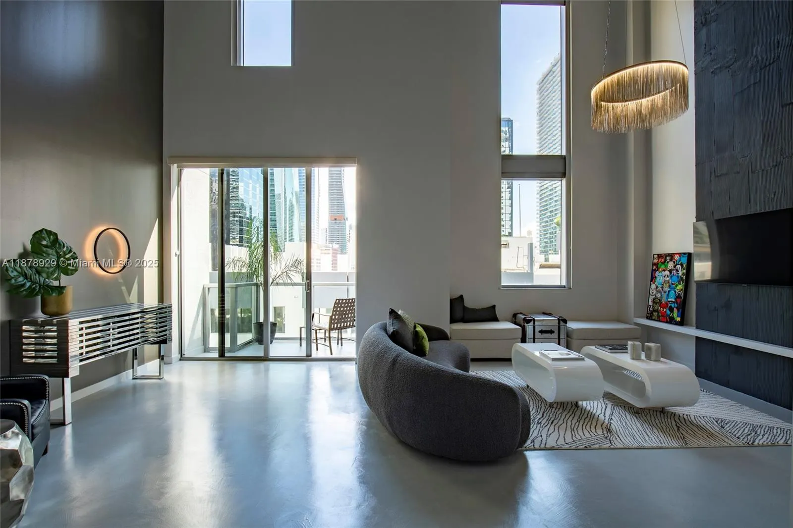 1060 Brickell Ave, #1015