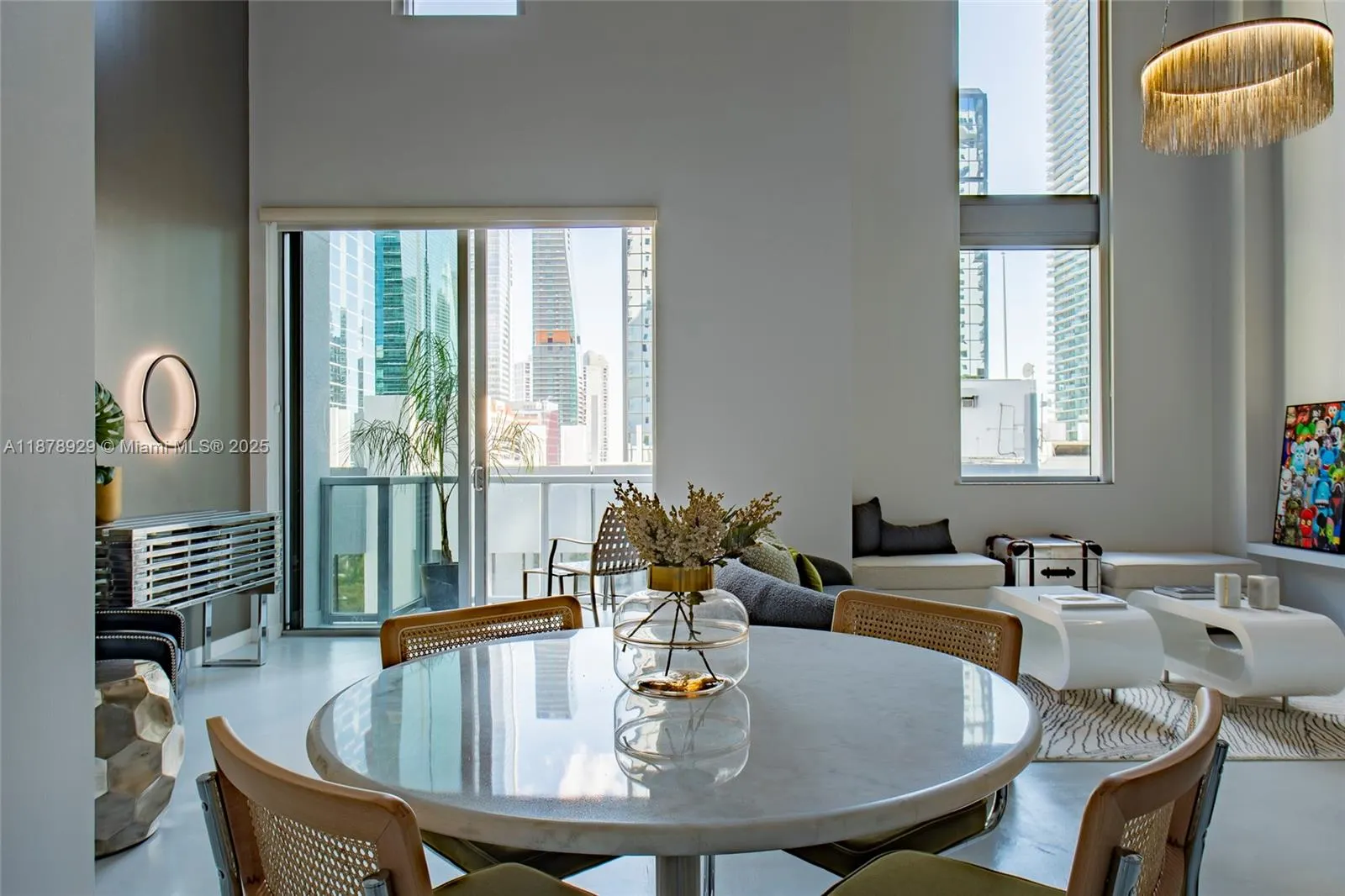 1060 Brickell Ave, #1015