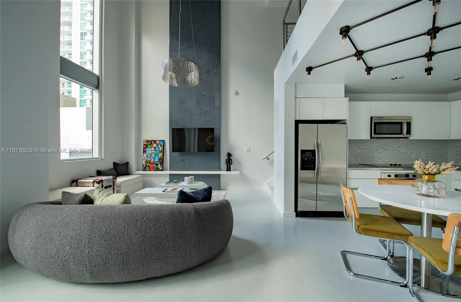 1060 Brickell Ave, #1015