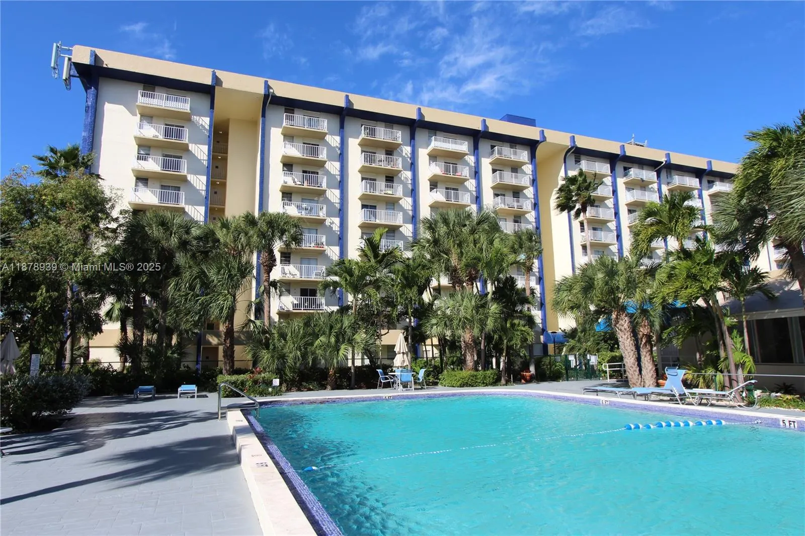 4550 NW 9th St, #117E
