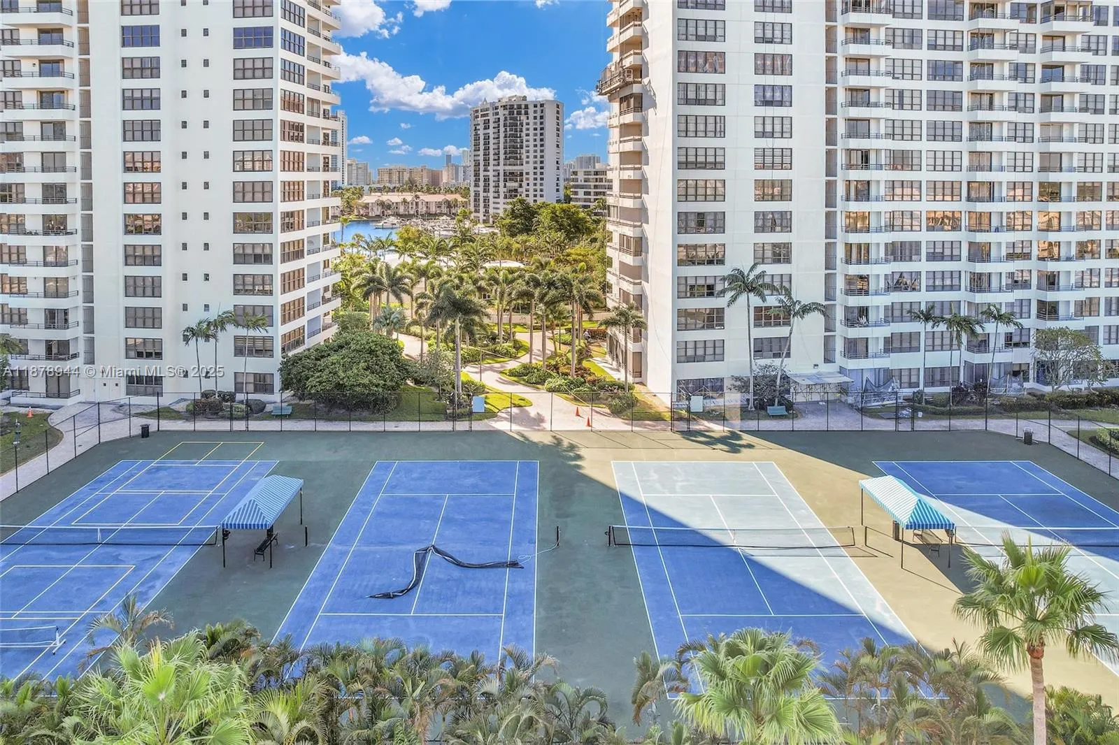 2500 Parkview Dr, #2411