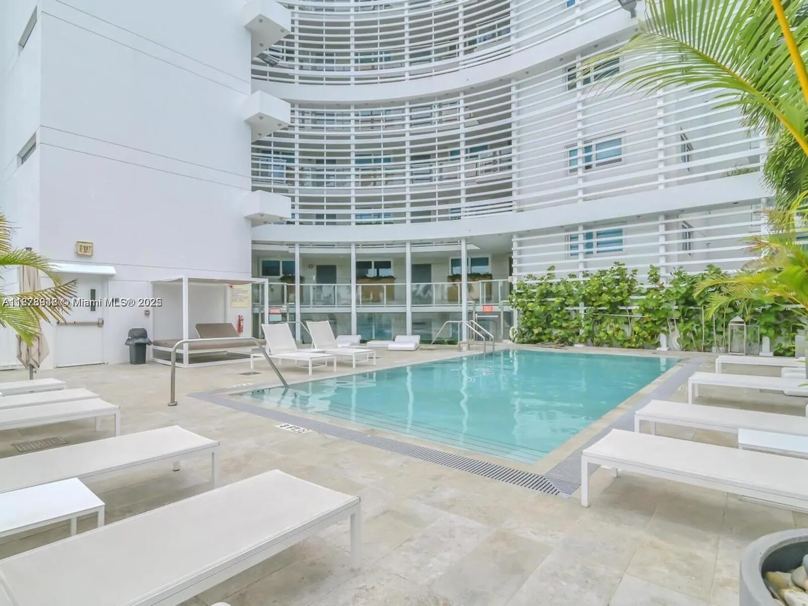 9821 E BAY HARBOR DR, #502